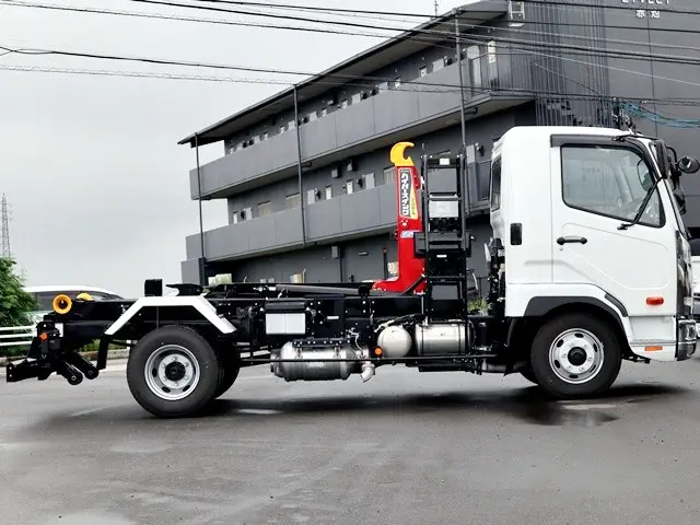 三菱 ファイター 2KG-FK72F(2WD)の写真8