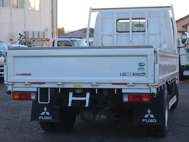三菱 キャンター TPG-FEA20(2WD)の写真2