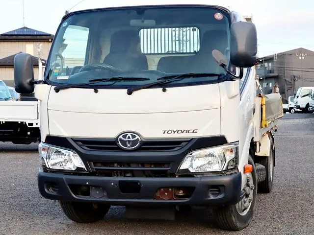 トヨタ トヨエース TKG-XZU620D(2WD)の写真1