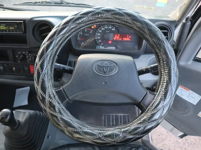 トヨタ トヨエース TKG-XZU620D(2WD)の写真4