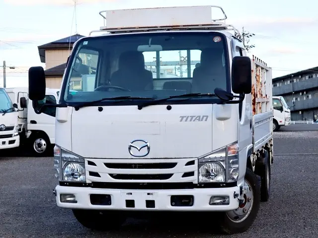 マツダ タイタン TRG-LKR85A(2WD)の写真1