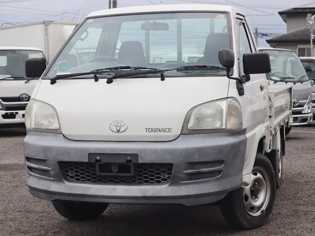 トヨタ タウンエーストラック GK-KM80(4WD)の写真1