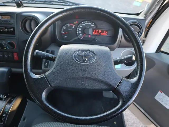 トヨタ ダイナ TPG-XZU710(2WD)の写真4