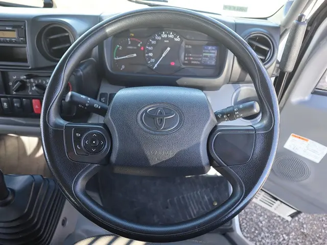 トヨタ ダイナ 2RG-XZU600D(2WD)の写真4