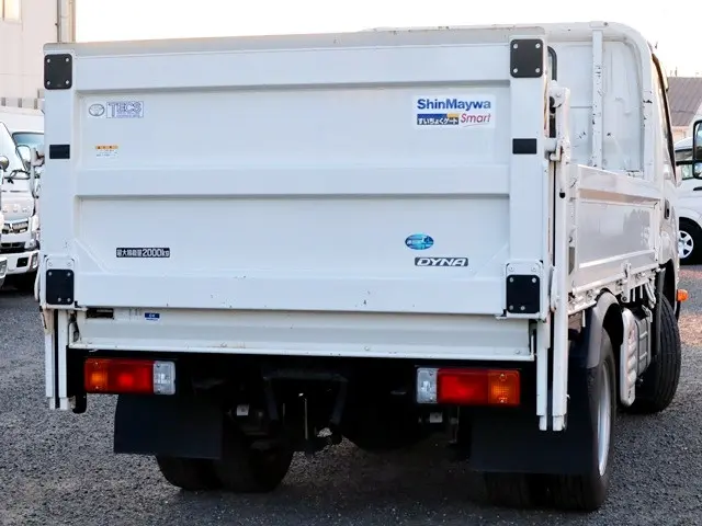 トヨタ ダイナ 2RG-XZC605(2WD)の写真3
