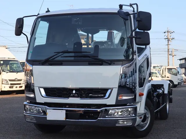 三菱 ファイター 2KG-FK72F(2WD)の写真1