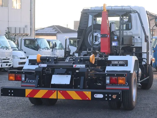 三菱 ファイター 2KG-FK72F(2WD)の写真3
