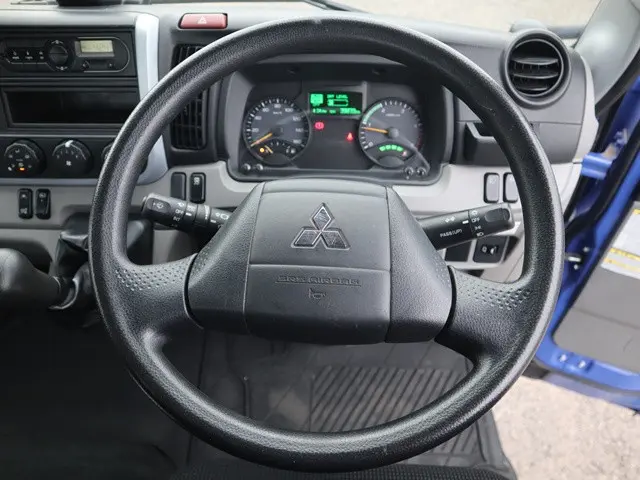 三菱 キャンター TPG-FEB50(2WD)の写真4