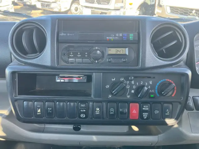 日野 デュトロ TKG-XZU6527M(2WD)の写真33