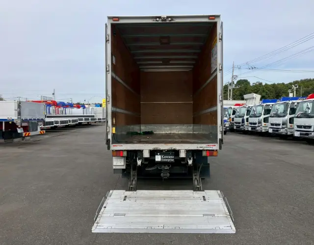 いすゞ エルフ TKG-NMR85AN(2WD)の写真10