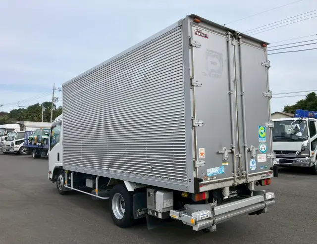 いすゞ エルフ TKG-NMR85AN(2WD)の写真14