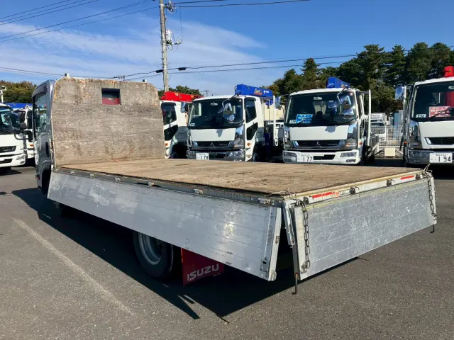 いすゞ エルフ TRG-NMR85AR(2WD)の写真11