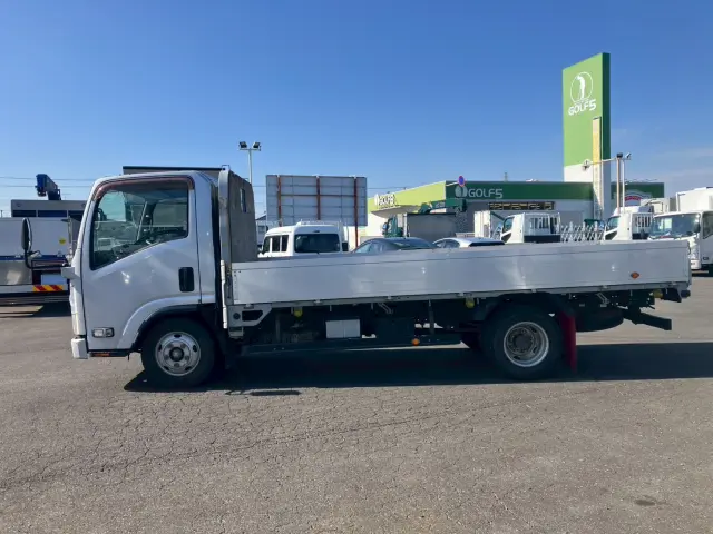 いすゞ エルフ TRG-NMR85AR(2WD)の写真12