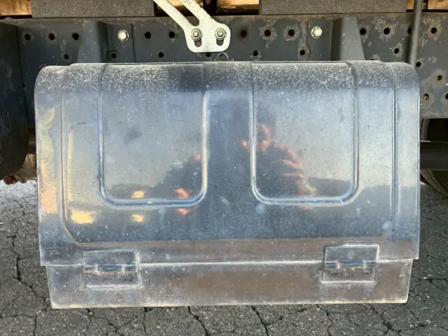 いすゞ エルフ TRG-NMR85AR(2WD)の写真16