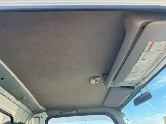 いすゞ エルフ TRG-NMR85AR(2WD)の写真25