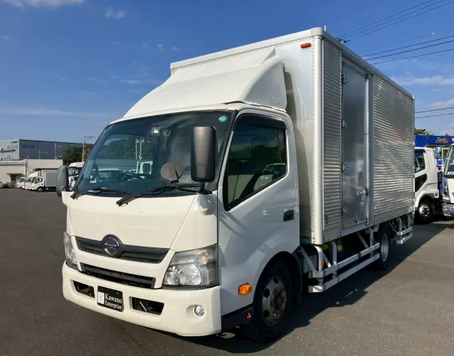 日野 デュトロ TKG-XZU710M(2WD)の写真1