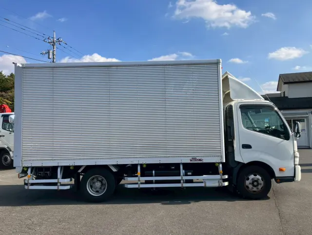 日野 デュトロ TKG-XZU710M(2WD)の写真4