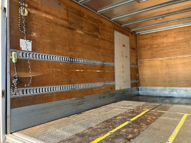 日野 デュトロ TKG-XZU710M(2WD)の写真7