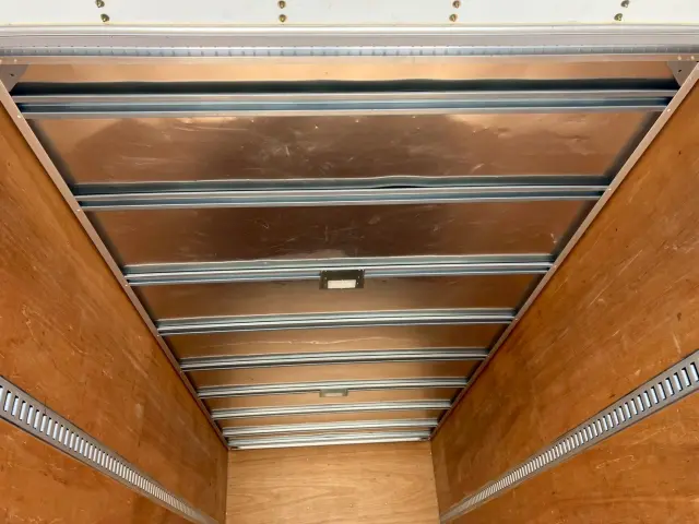 いすゞ エルフ TRG-NPR85ANの写真12