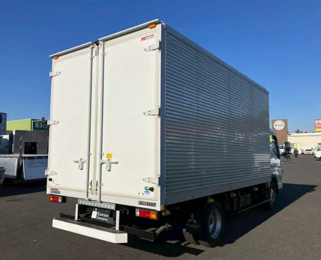 三菱 キャンター TPG-FEB50(2WD)の写真5
