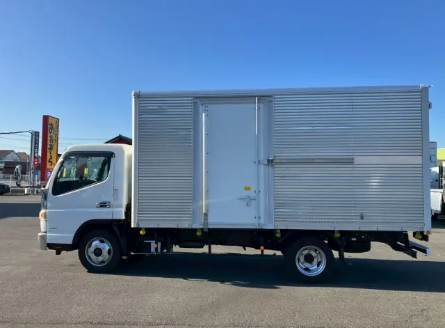 三菱 キャンター TPG-FEB50(2WD)の写真16