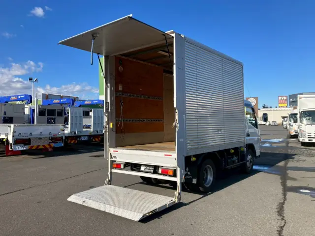 三菱 キャンター TPG-FEA50の写真6