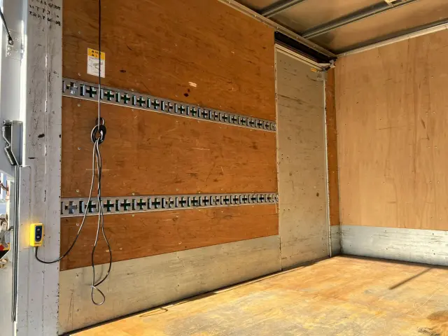 三菱 キャンター TPG-FEA50の写真7