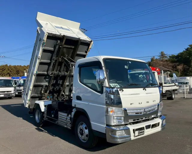 三菱 キャンター 2PG-FEBM0(2WD)の写真6