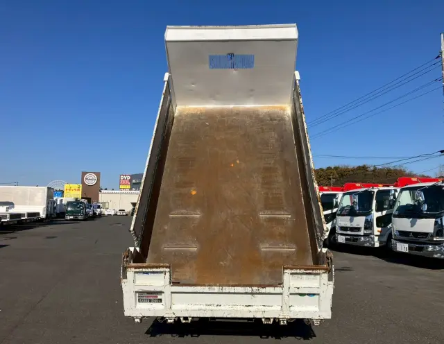 三菱 キャンター 2PG-FEBM0(2WD)の写真15