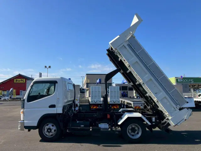 三菱 キャンター 2PG-FEBM0(2WD)の写真21