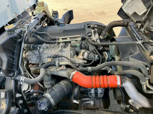 三菱 キャンター 2PG-FEBM0(2WD)の写真34