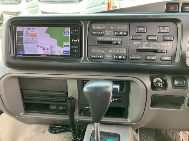 トヨタ コースター SKG-XZB50(2WD)の写真22