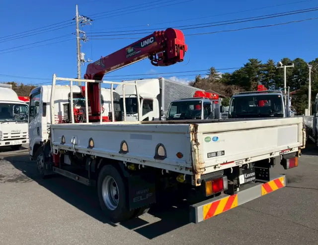 いすゞ エルフ SKG-NPR85YN(2WD)の写真13