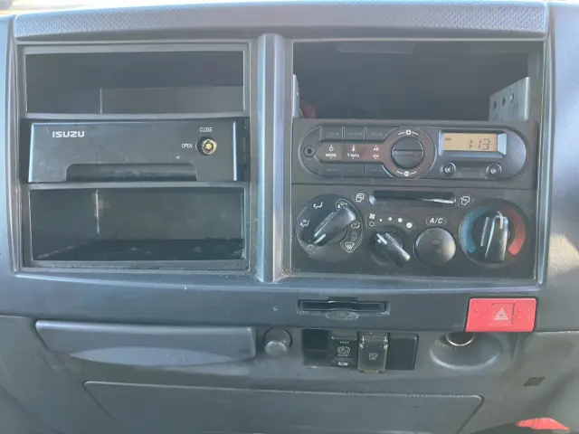 いすゞ エルフ SKG-NPR85YNの写真31