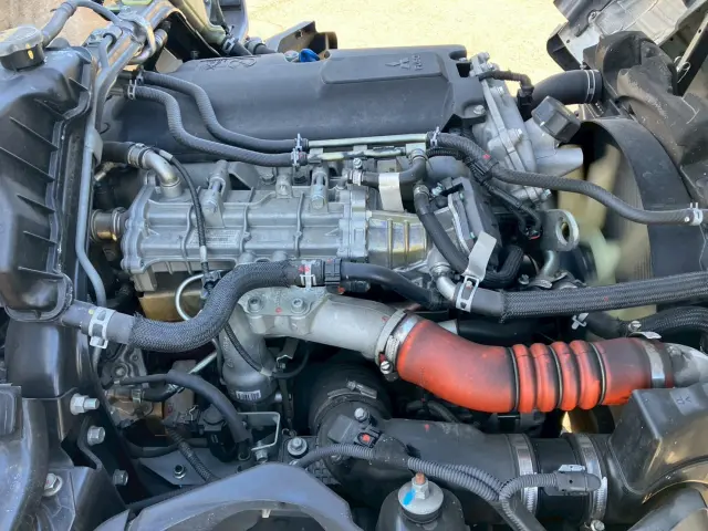 三菱 キャンター TPG-FEA80(2WD)の写真17