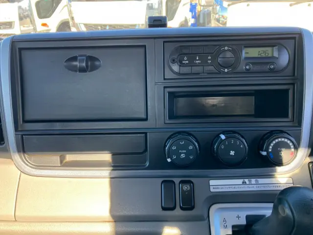 三菱 キャンター TPG-FEA80(2WD)の写真29