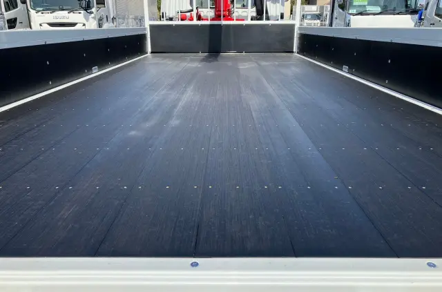 三菱 ファイター 2KG-FK62FZ(2WD)の写真12