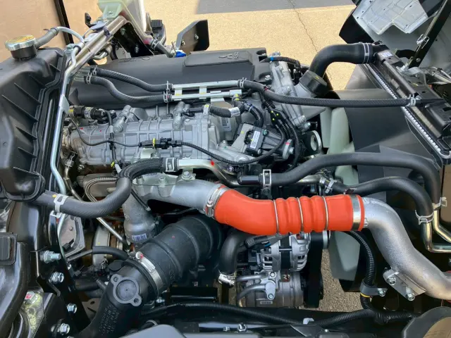 三菱 キャンター 2PG-FEB80(2WD)の写真15