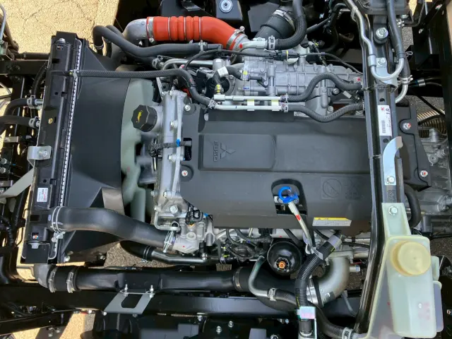 三菱 キャンター 2PG-FEB80(2WD)の写真16