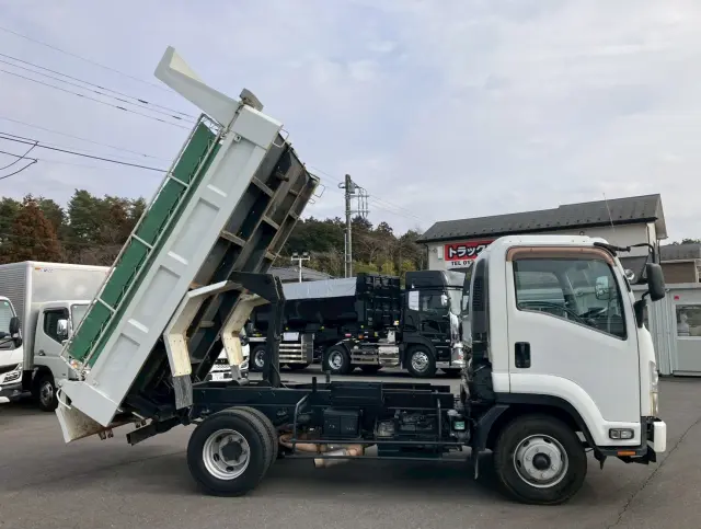 いすゞ フォワード SKG-FRR90S1(2WD)の写真5