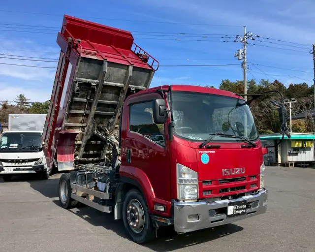 いすゞ フォワード LKG-FTR90S2(2WD)の写真4