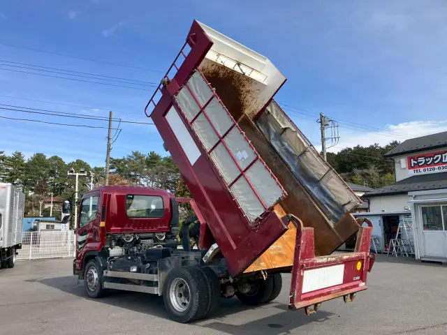 いすゞ フォワード LKG-FTR90S2(2WD)の写真13