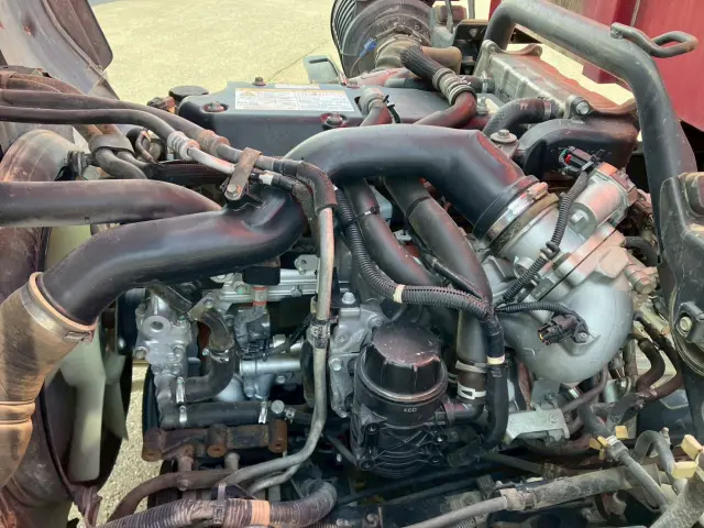 いすゞ フォワード LKG-FTR90S2(2WD)の写真19