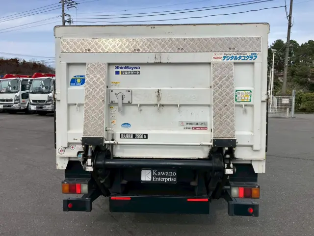 三菱 キャンター TPG-FEA50(2WD)の写真8