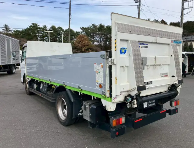 三菱 キャンター TPG-FEA50(2WD)の写真11