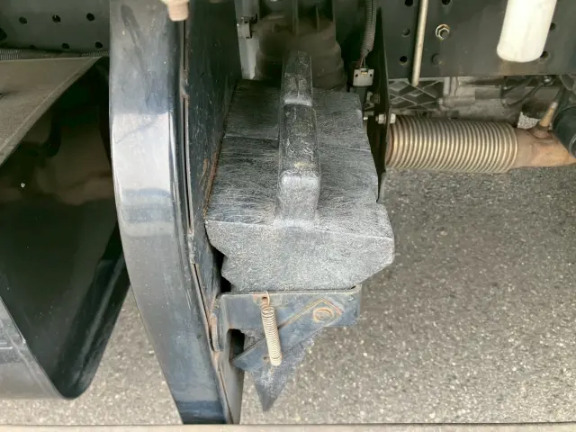 三菱 キャンター TPG-FEA50(2WD)の写真24