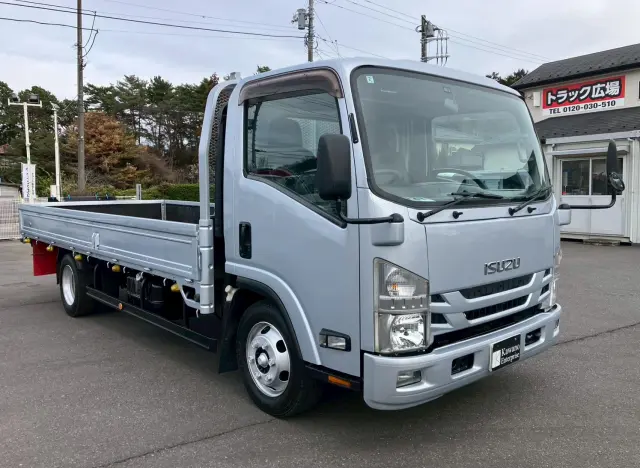 いすゞ エルフ TPG-NPR85AR(2WD)の写真3