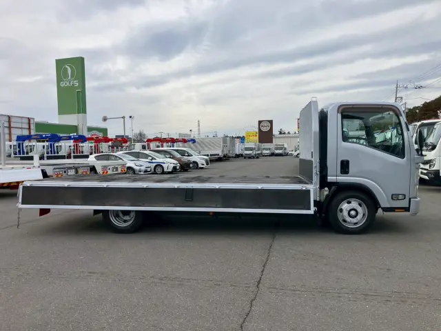 いすゞ エルフ TPG-NPR85AR(2WD)の写真5