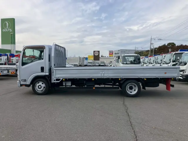 いすゞ エルフ TPG-NPR85AR(2WD)の写真13