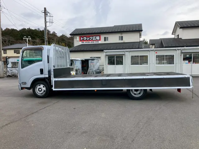 いすゞ エルフ TPG-NPR85AR(2WD)の写真14